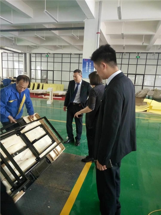 正隆沙發