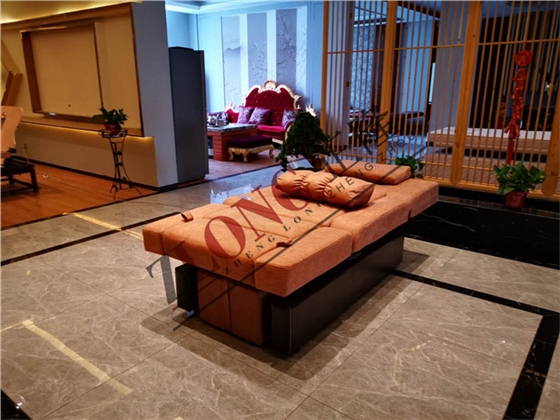 新款沙發(fā)